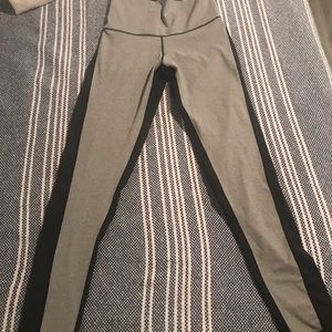 DYI COLORBLOCK LEGGING - EUC